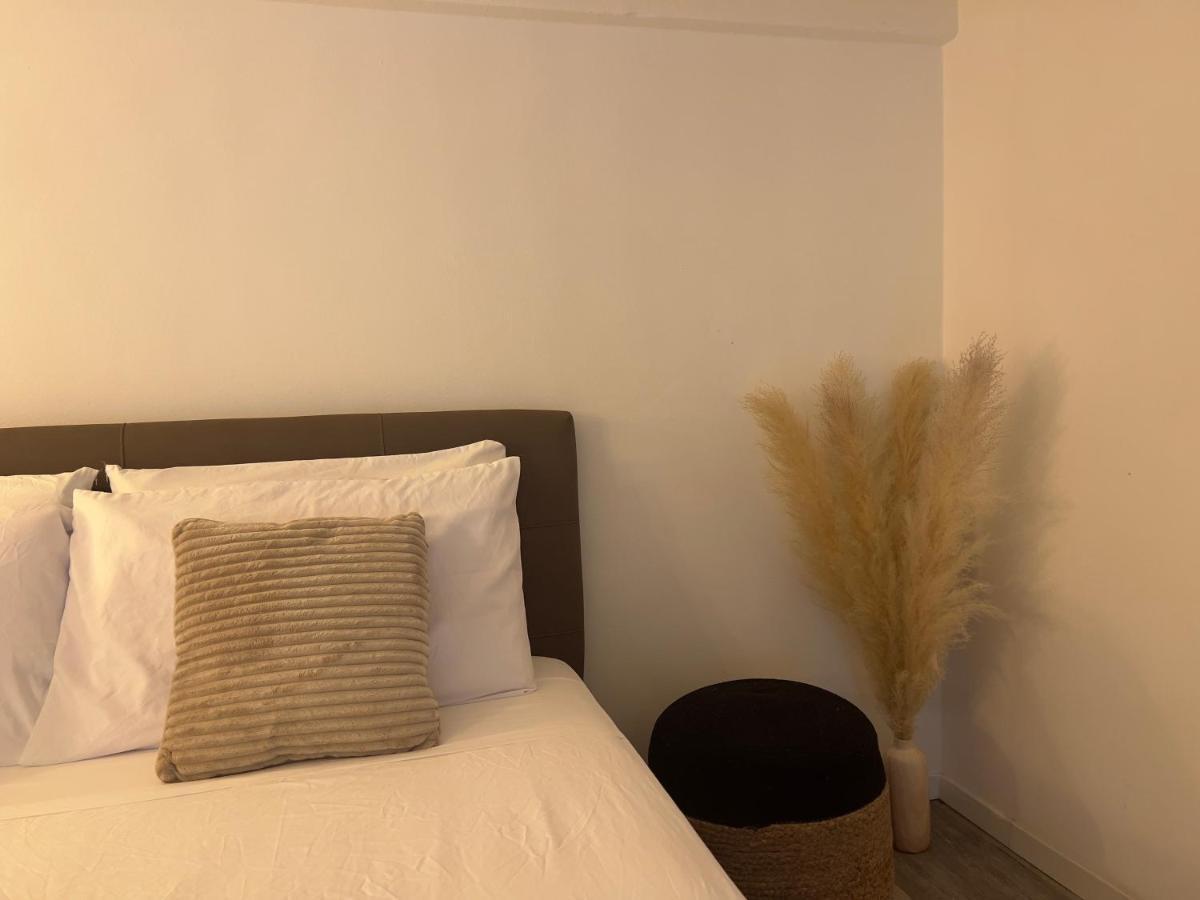 Regina Milano In Porta Romana 3 - Sky Tv, Wifi & Breakfast Box Lejlighed Eksteriør billede