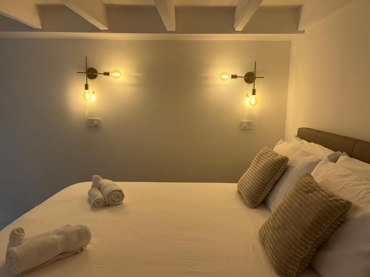 Regina Milano In Porta Romana 3 - Sky Tv, Wifi & Breakfast Box Lejlighed Eksteriør billede
