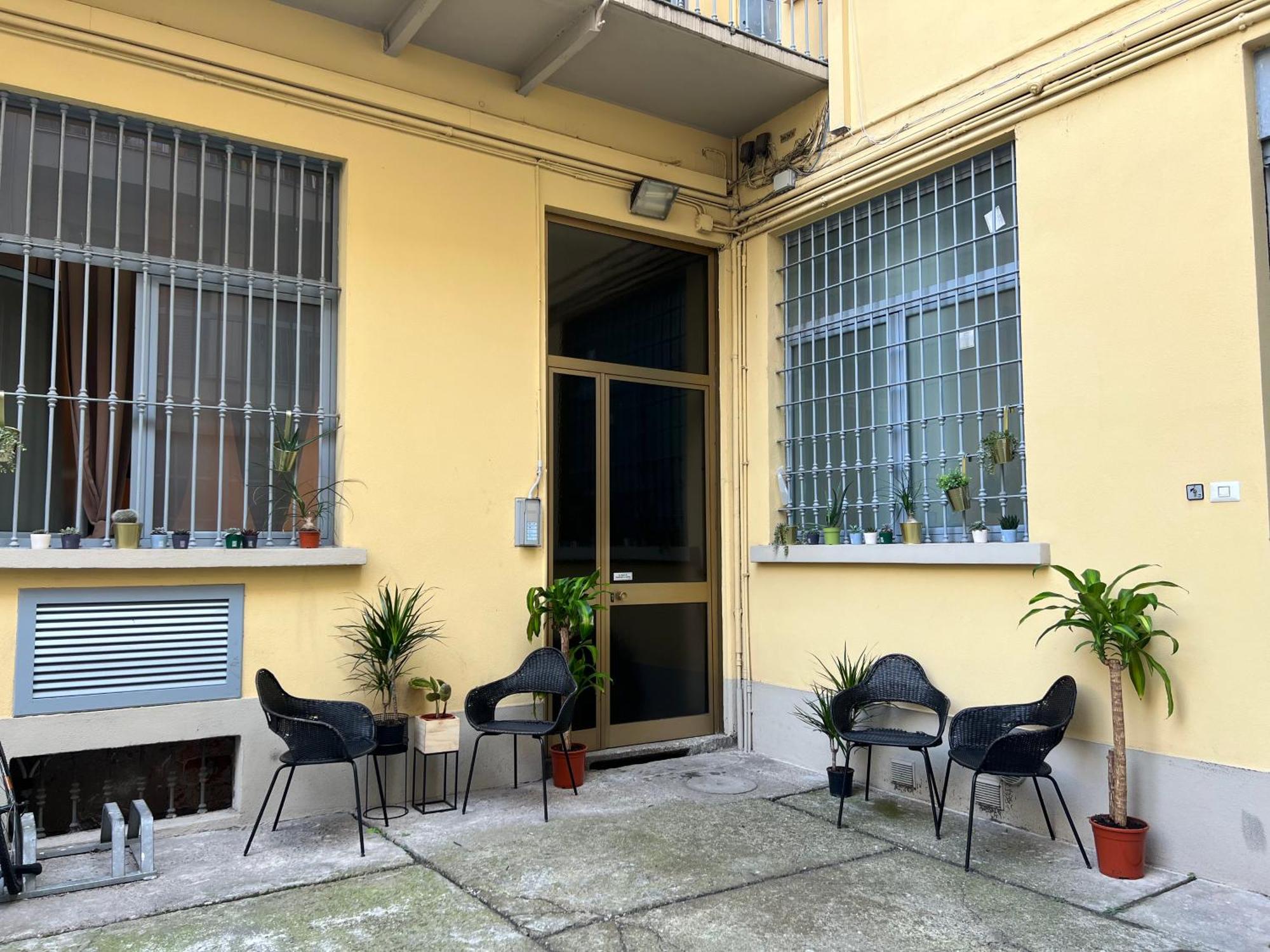 Regina Milano In Porta Romana 3 - Sky Tv, Wifi & Breakfast Box Lejlighed Eksteriør billede